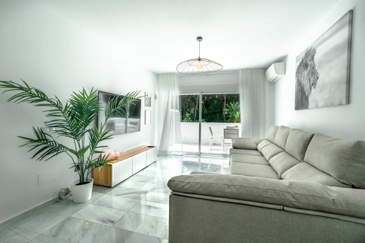 Amazing 2 Bedroom In Jardines Fuentes Appartement Marbellac